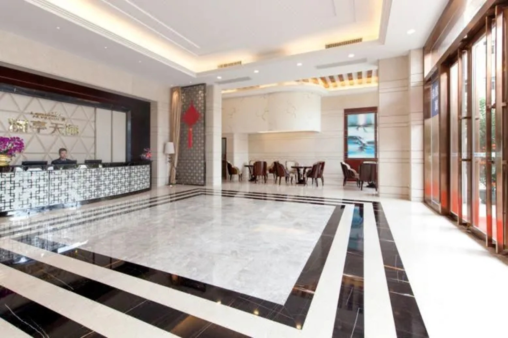 Lanting Seaview Hotel