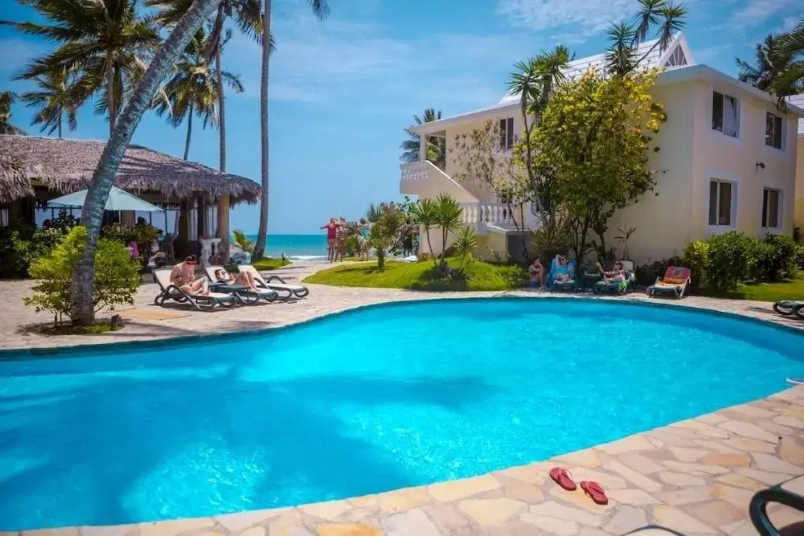 Las Canas Beach Retreat