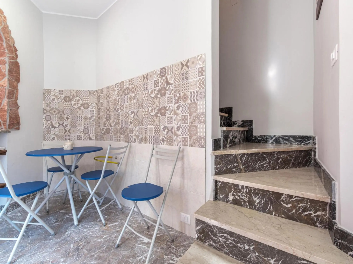 Snug holiday home in Mirto with a private terrace