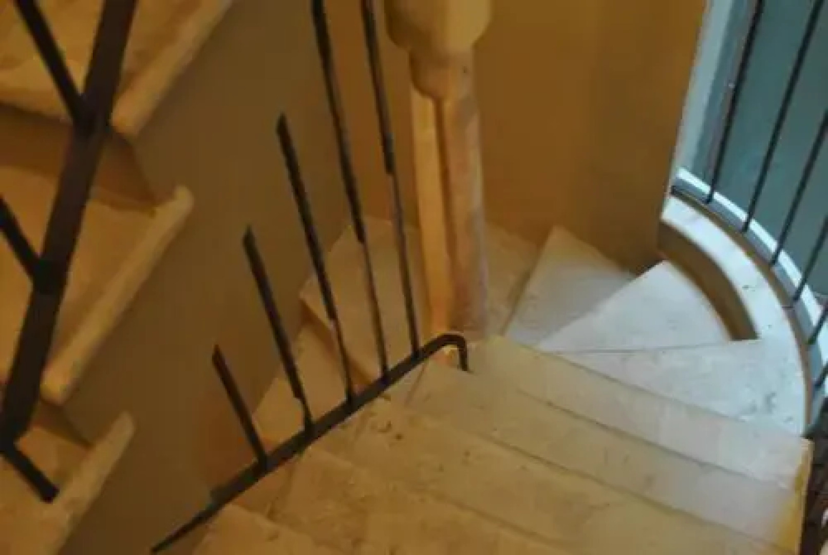 My Room Suite Center