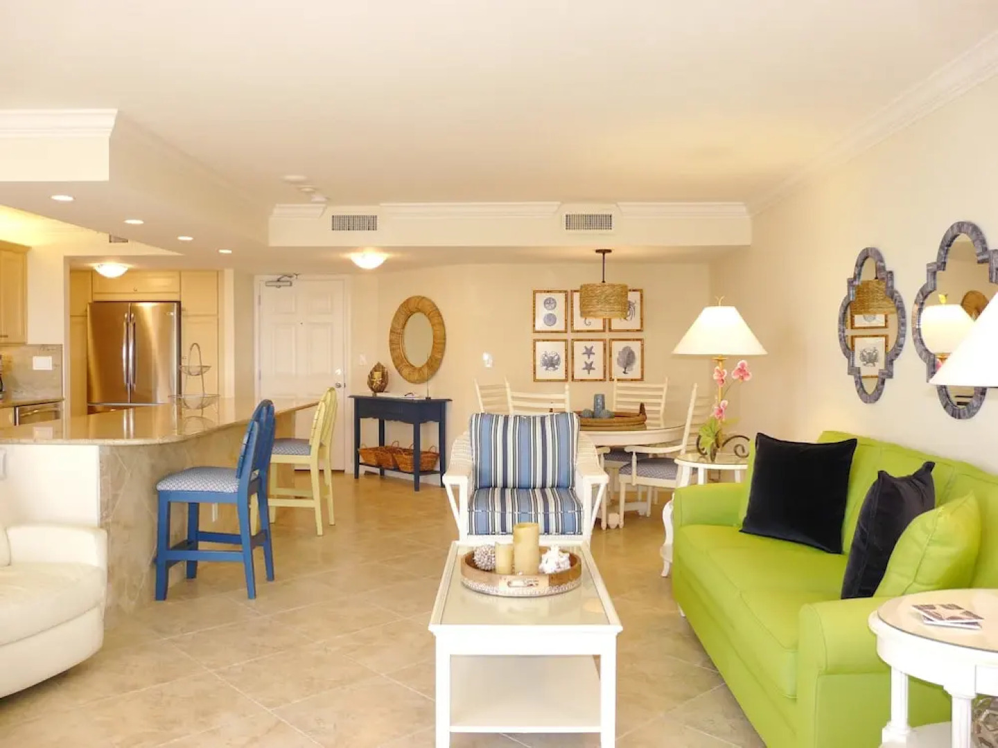 Cozy Beachfront Getaway With Pool and spa