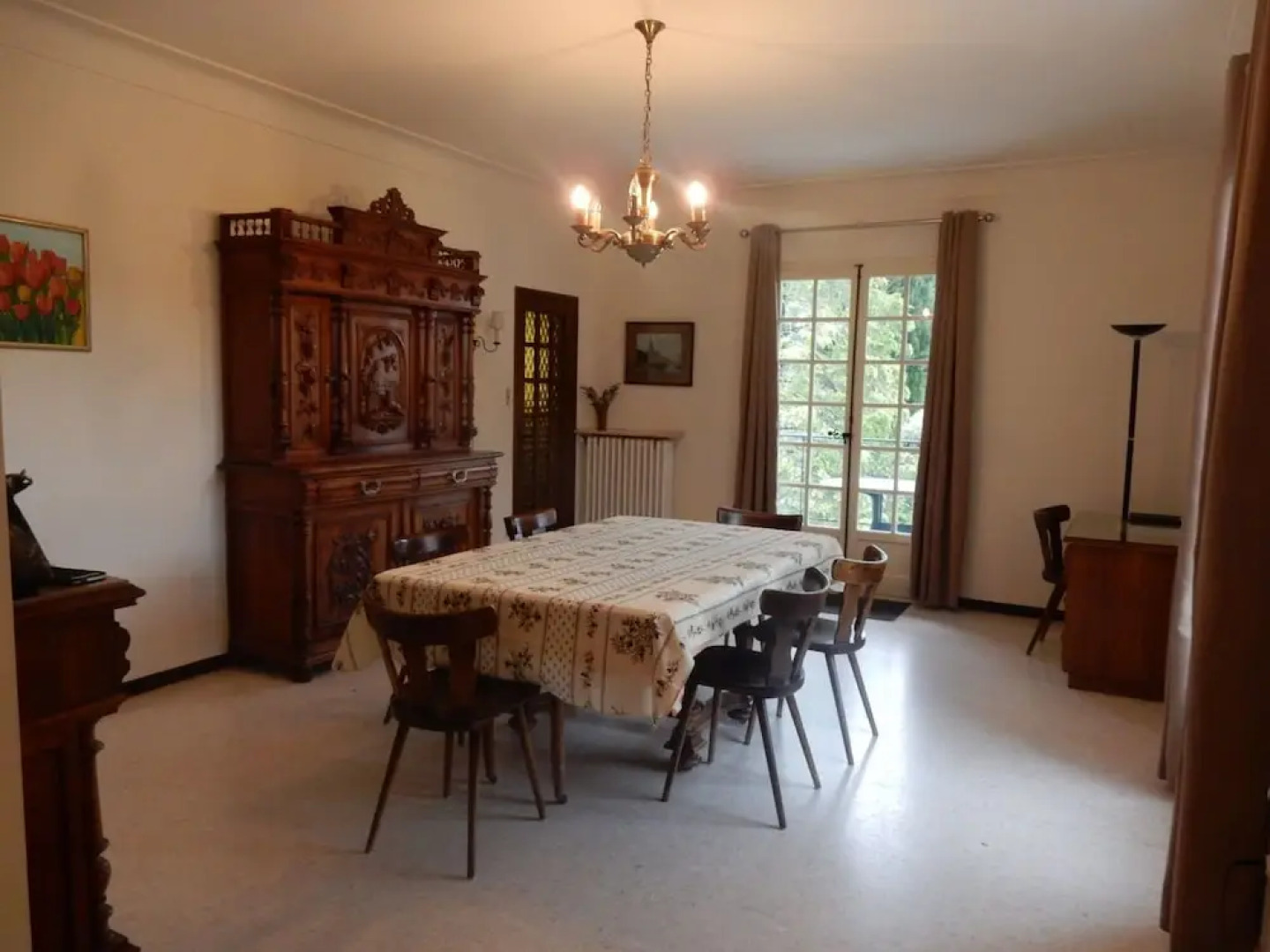 Beautiful Villa in Nyons with Swimming Pool