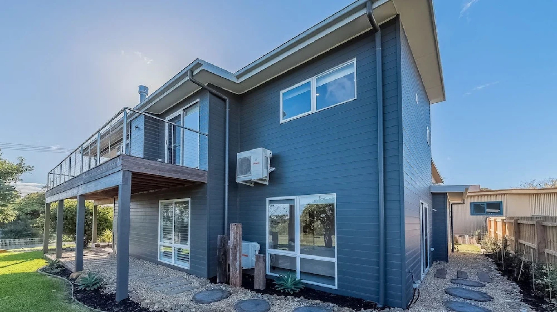 7 Graydens with views in Ventnor