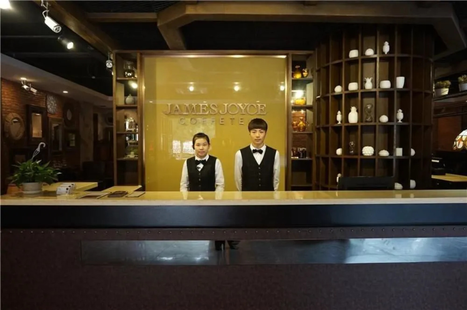 James Joyce Coffetel Shijiazhuang (Railway Station)