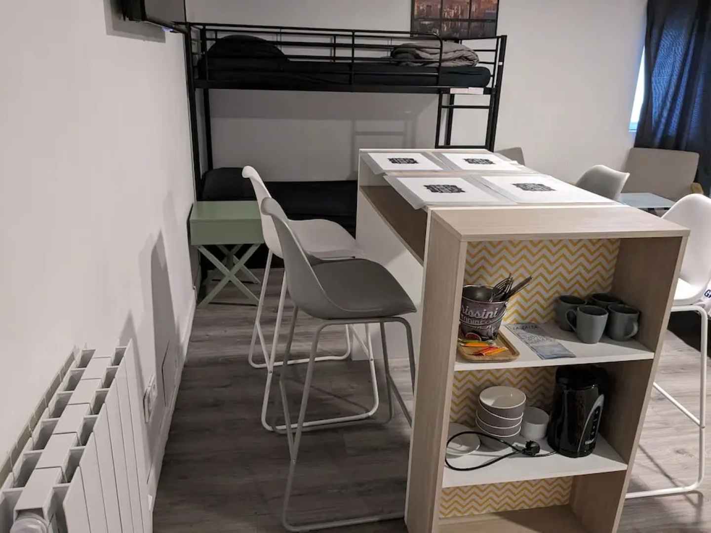 Guesthouse near Charles De Gaulle Airport