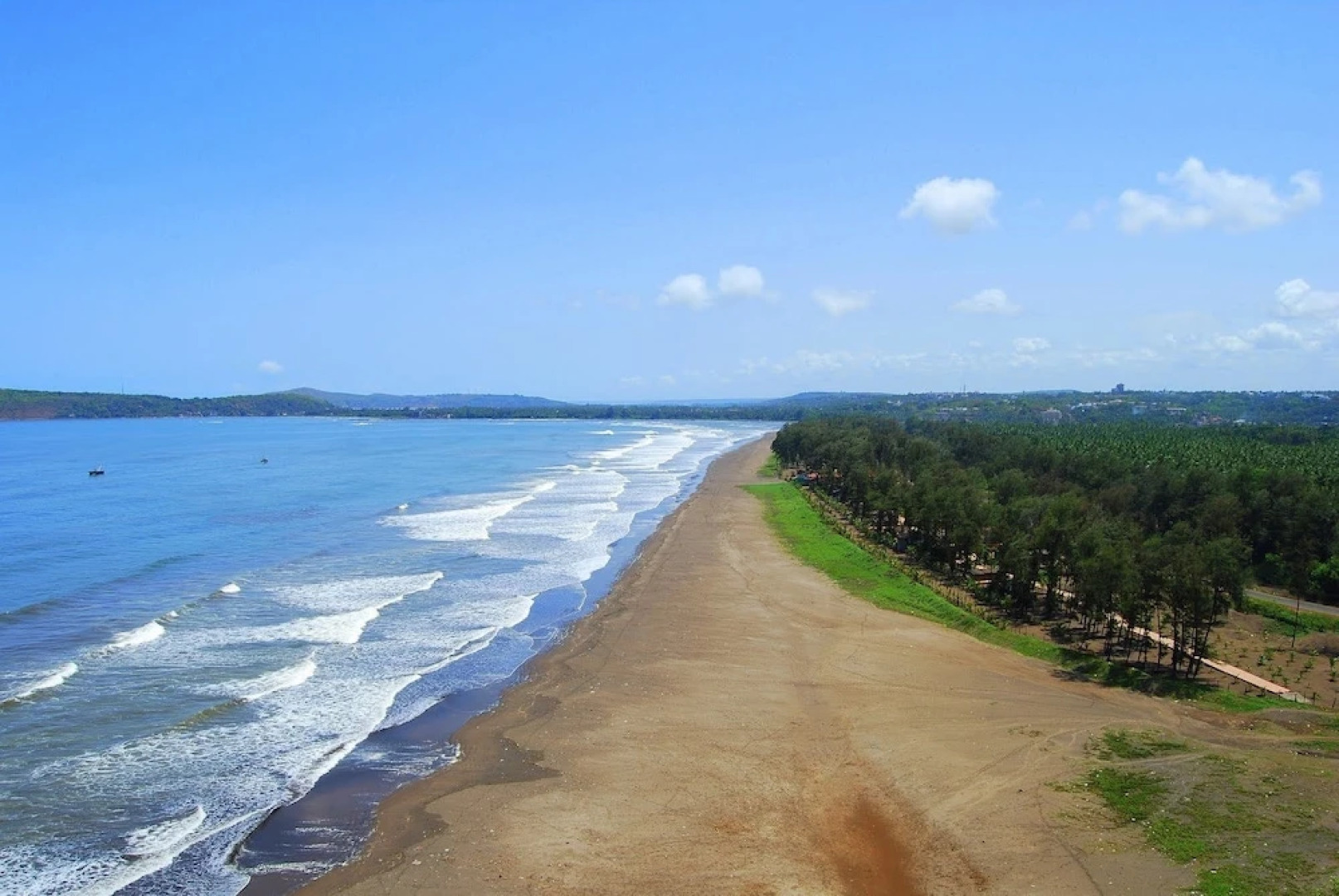 Kohinoor Samudra Beach Resort
