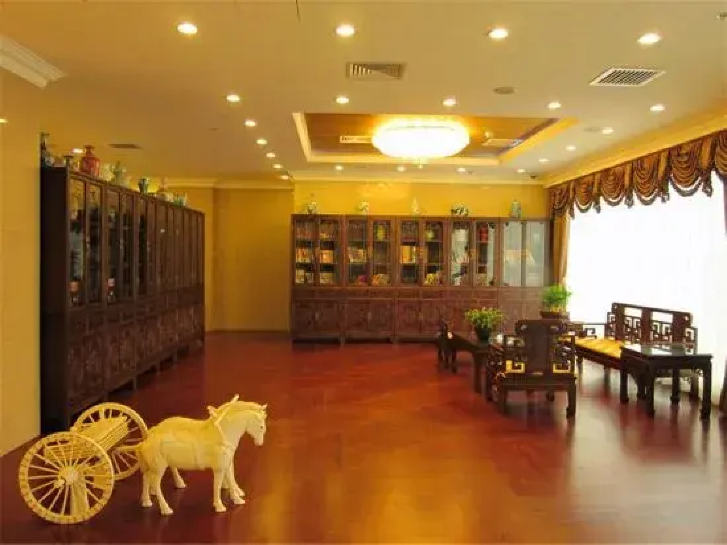 Beijing Huaiyangcun Business Hotel
