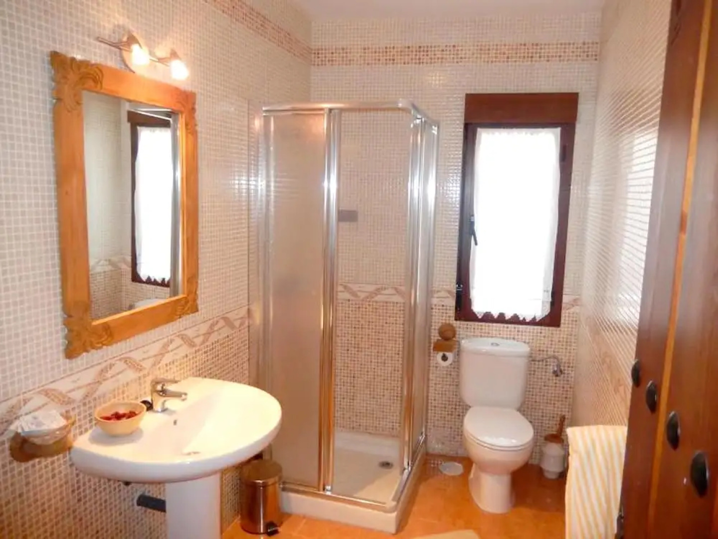 House With 8 Bedrooms in Cenicientos, With Wonderful Mountain View and