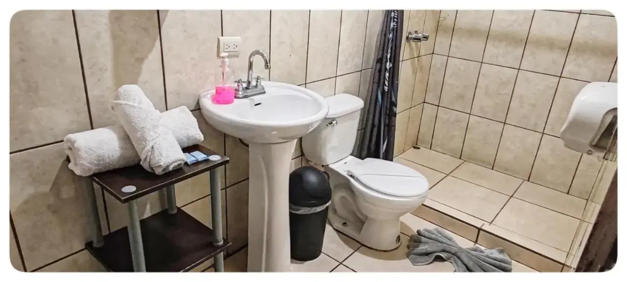 Hostel Coati Place Bed & Breakfast