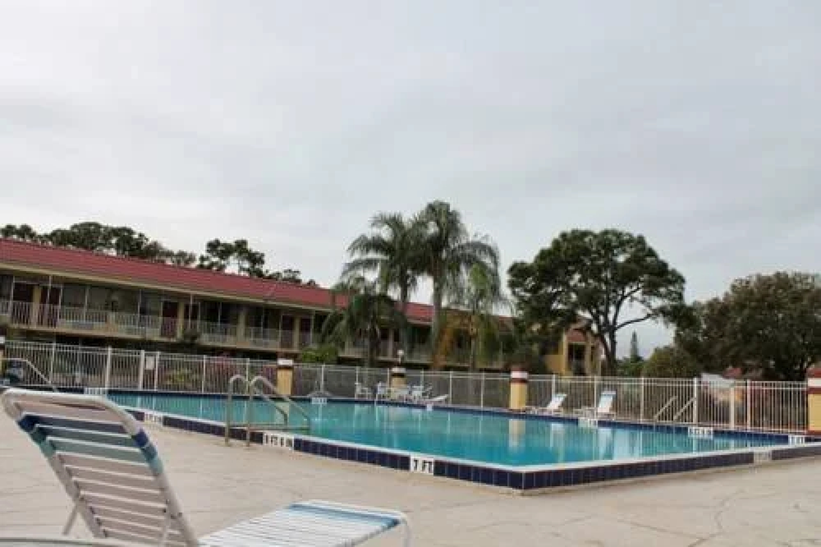 萨拉索塔机场酒店(Sarasota Airport Hotel)