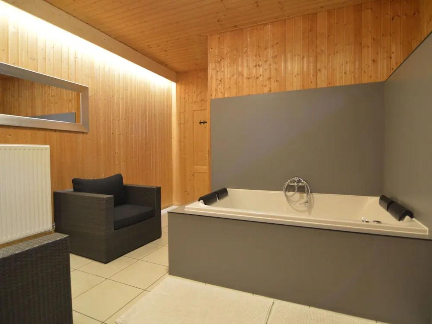 Luxurious Holiday Home in Elsenborn With Sauna
