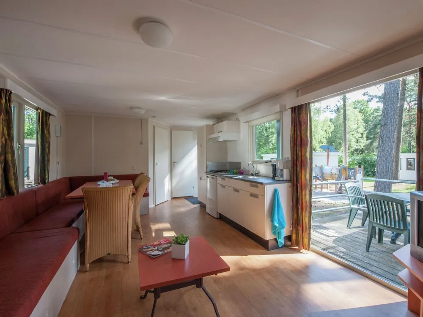 Ground Floor Chalet With Microwave in Natural Surroundings