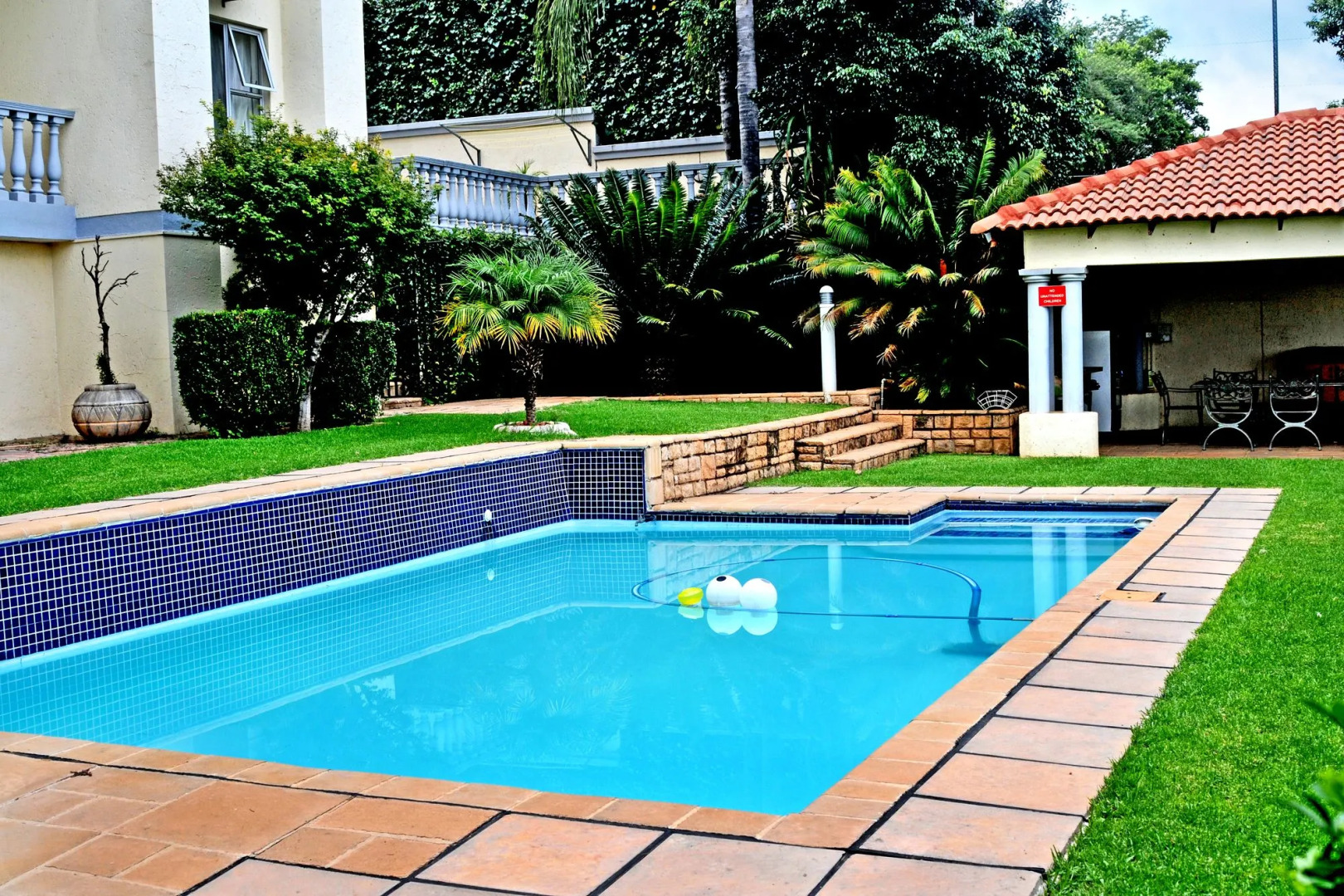 All Seasons Boutique Hotel