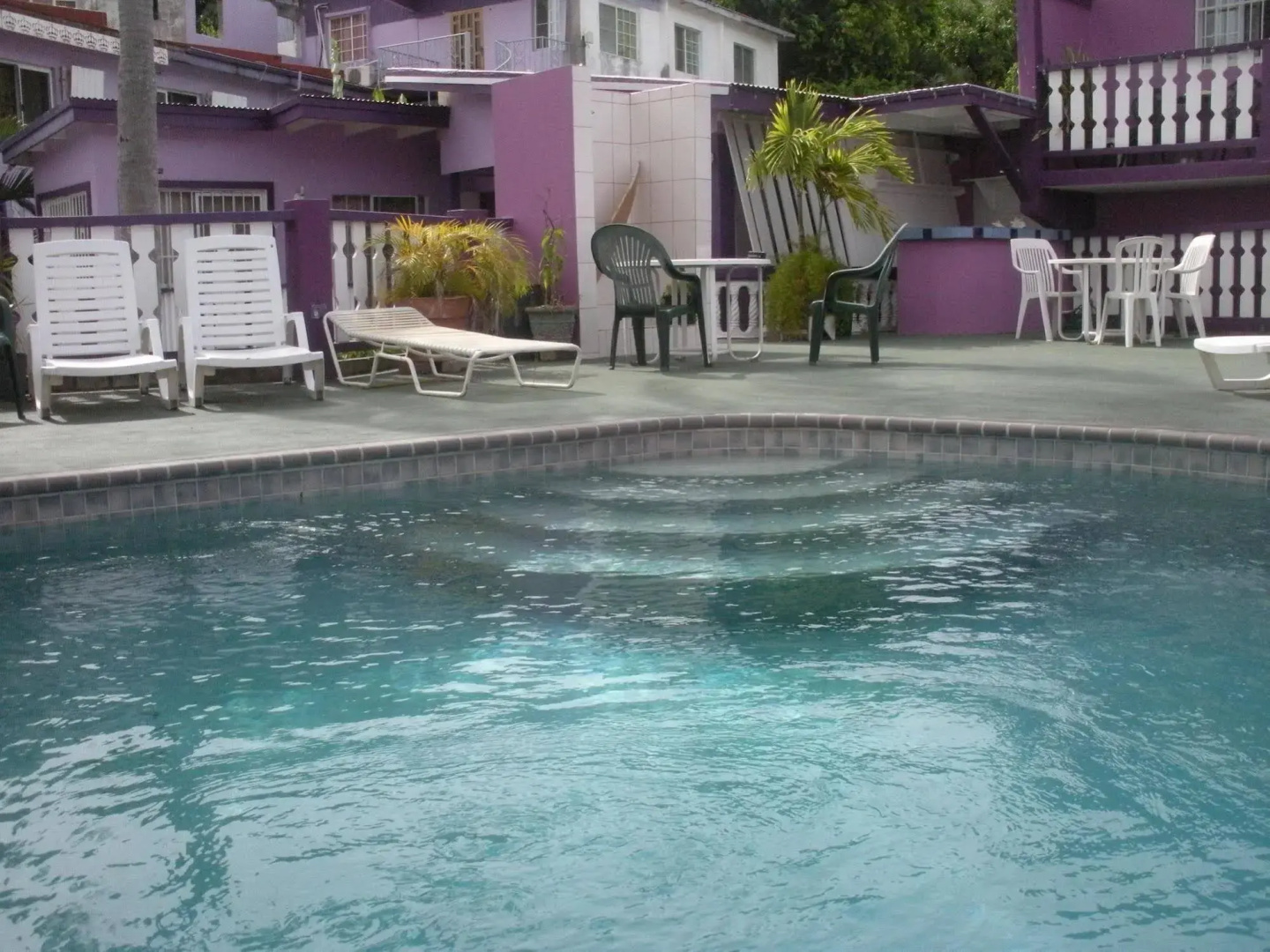 Paula's Country Inn