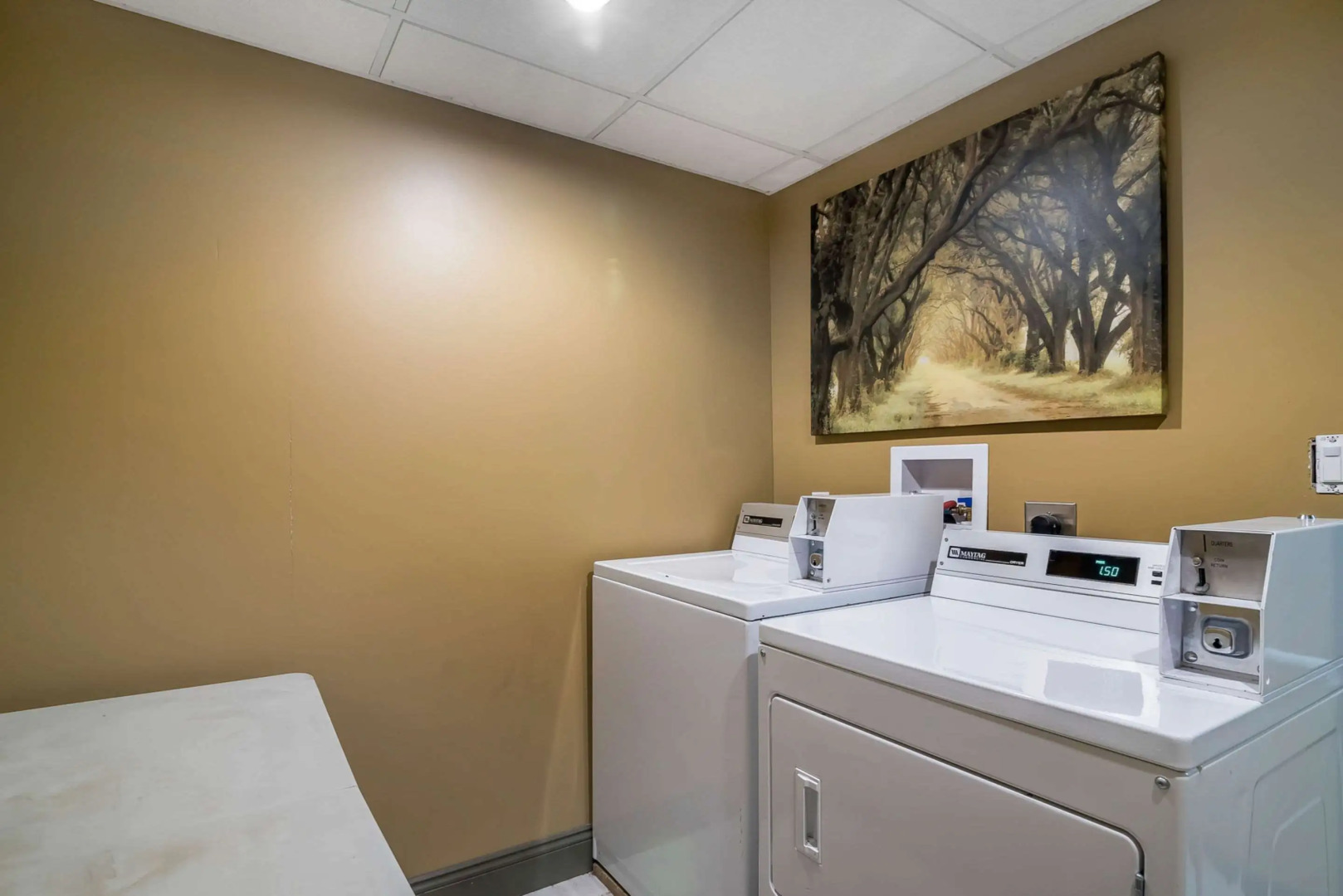 Econo Lodge Inn & Suites Binghamton