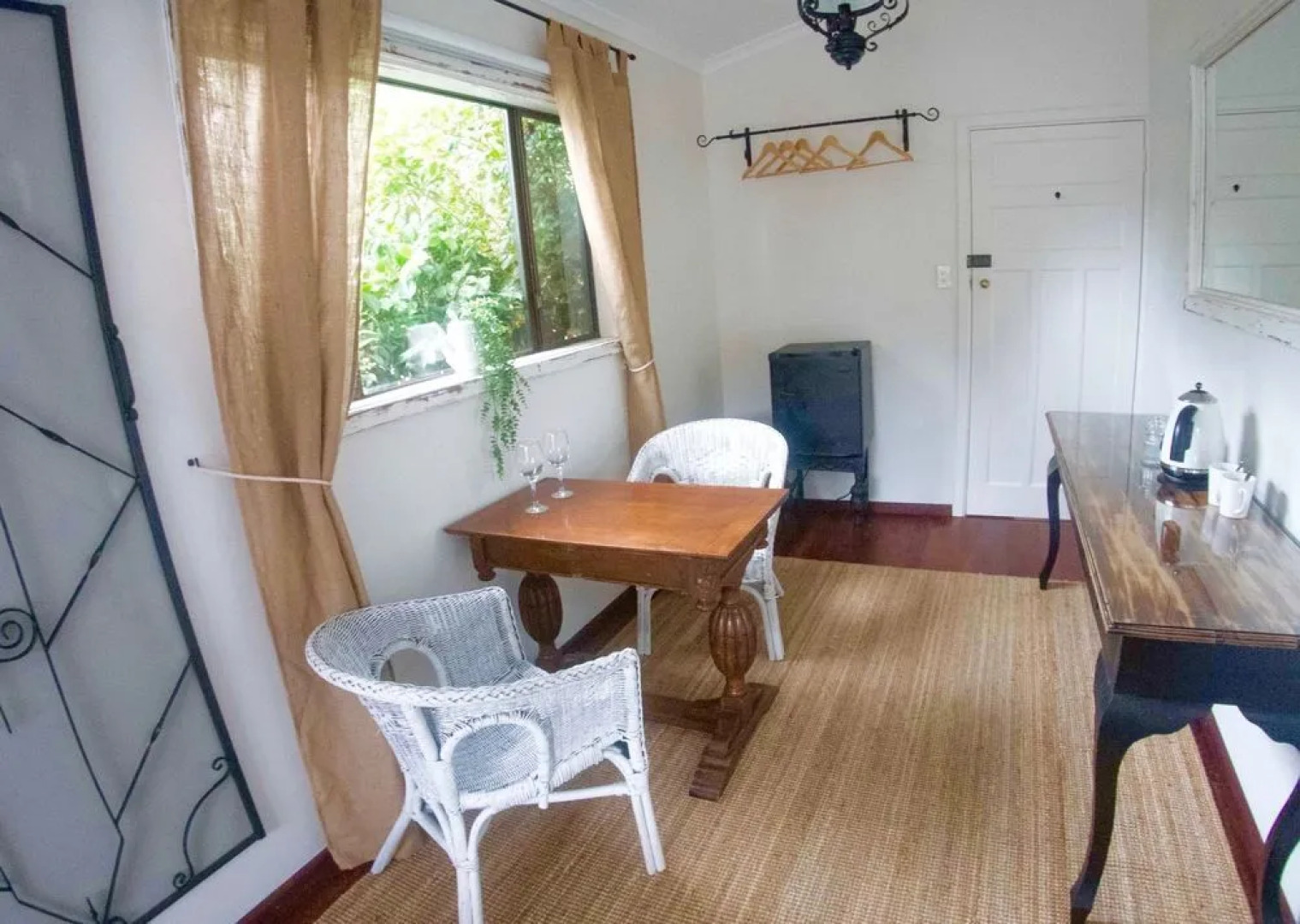 Bakehouse '38 Restaurant & Guesthouse