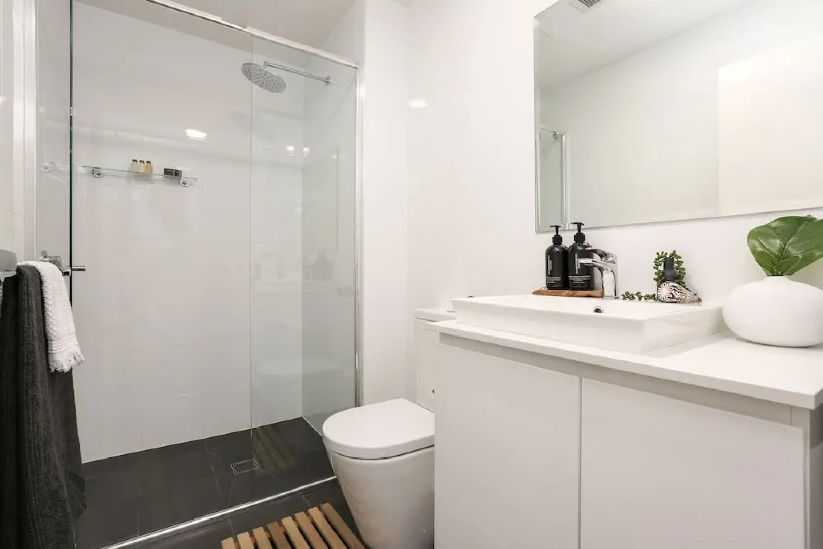 Oceanview Kiama Luxury Coastal Accommodation