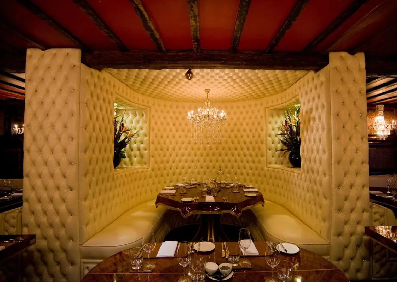 Crazy Bear Hotel-Beaconsfield