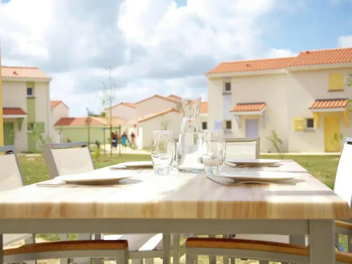 Well-kept Apartment, With Dishwasher, 7 km. From the Beach