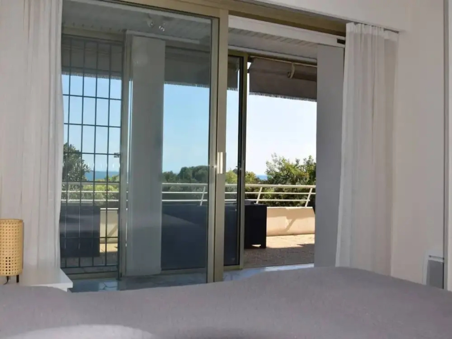 Sea View in Golfe-juan Near Cannes Beach