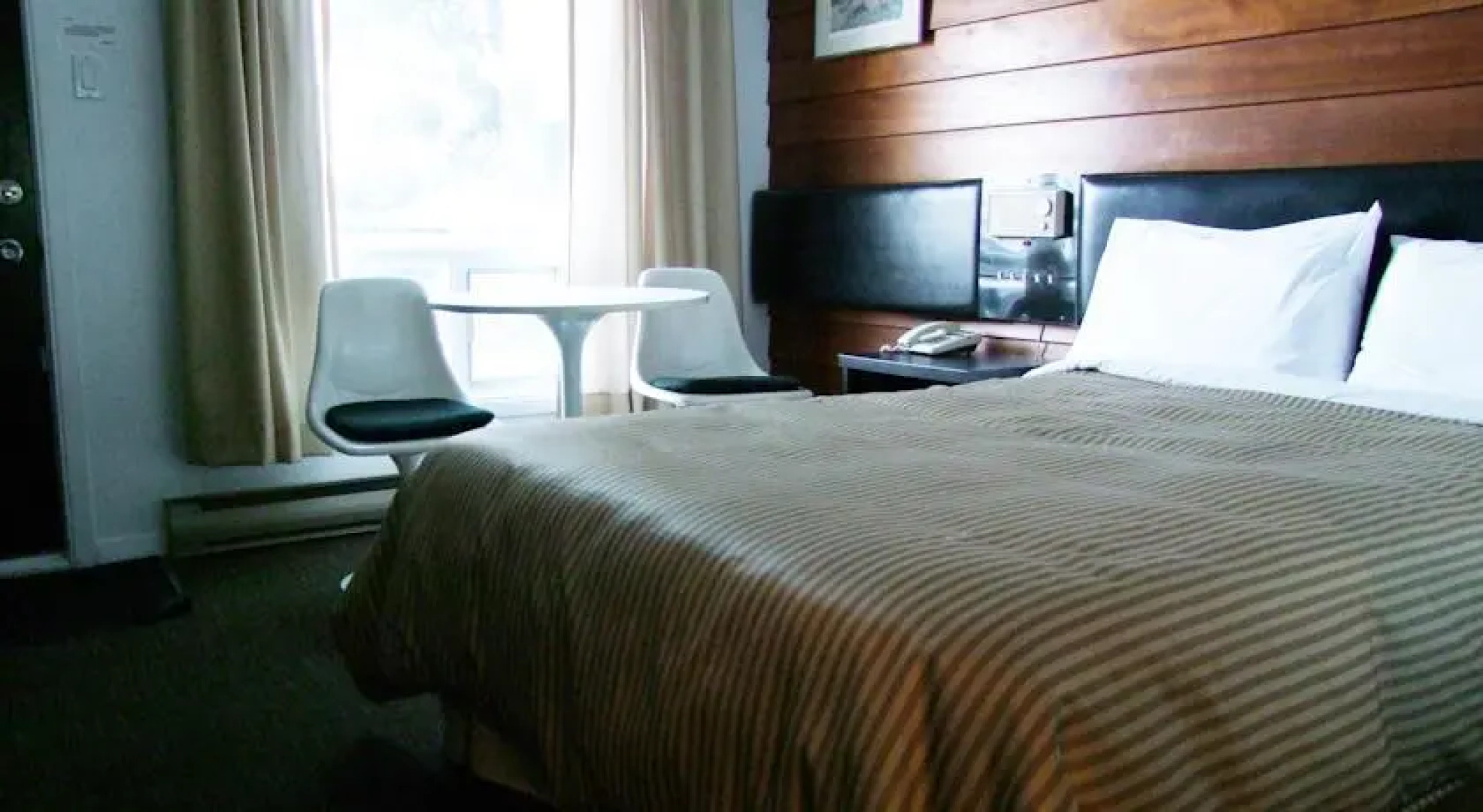 Motel à la Brunante