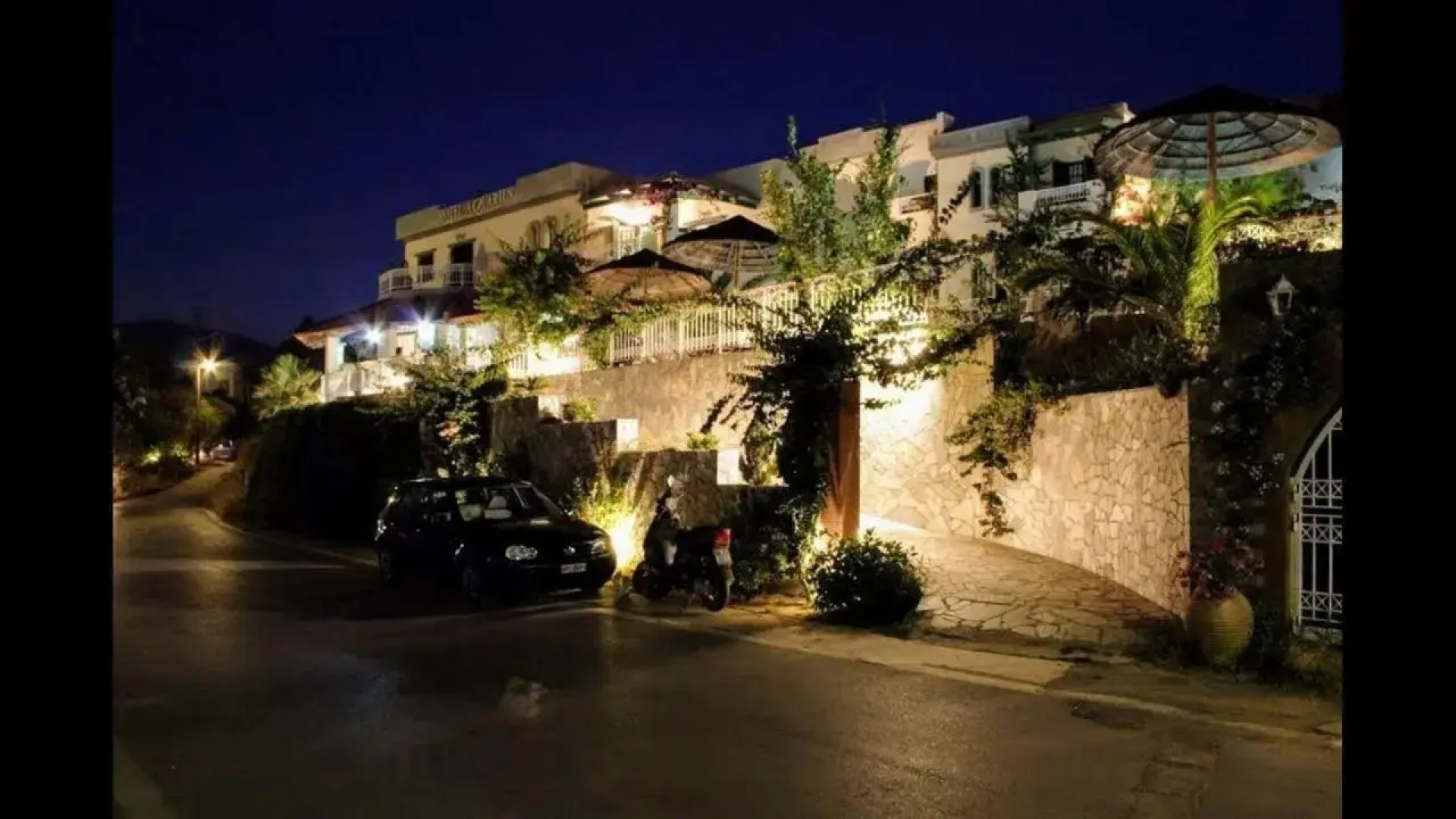 Aquarius Apartments "by Checkin"