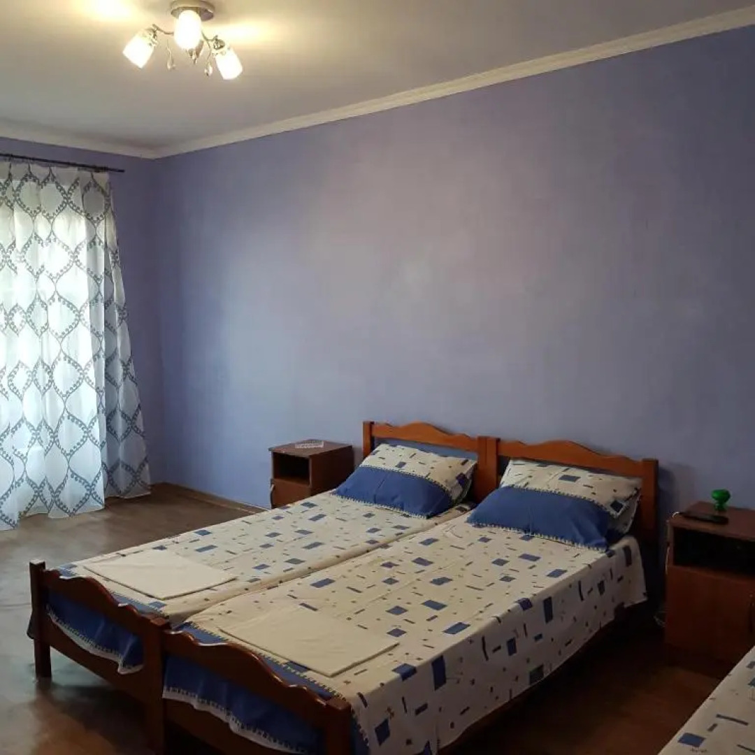 Ldzaa 1komn. kv. na beregu morja