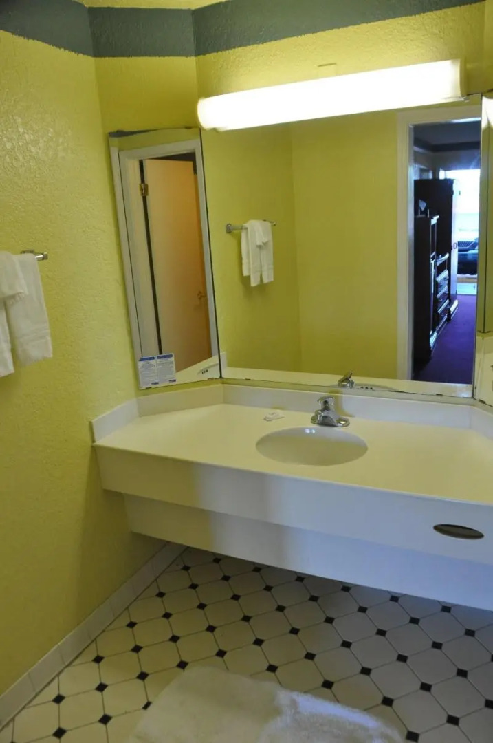 Bhagat Hotels Stone Mountain Atlanta BW Signature Collection