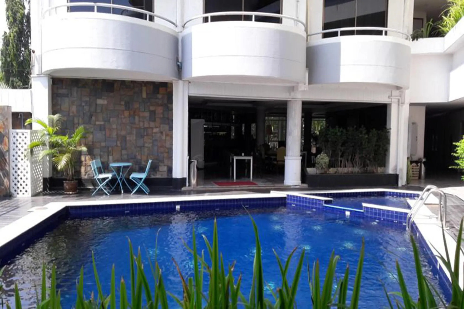 Garden Paradise Hotel & Serviced Apartment