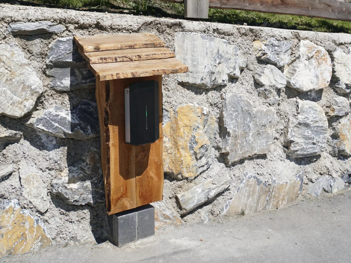 Luxurious Chalet With Sauna on Sunny Slopes in Mühlbach