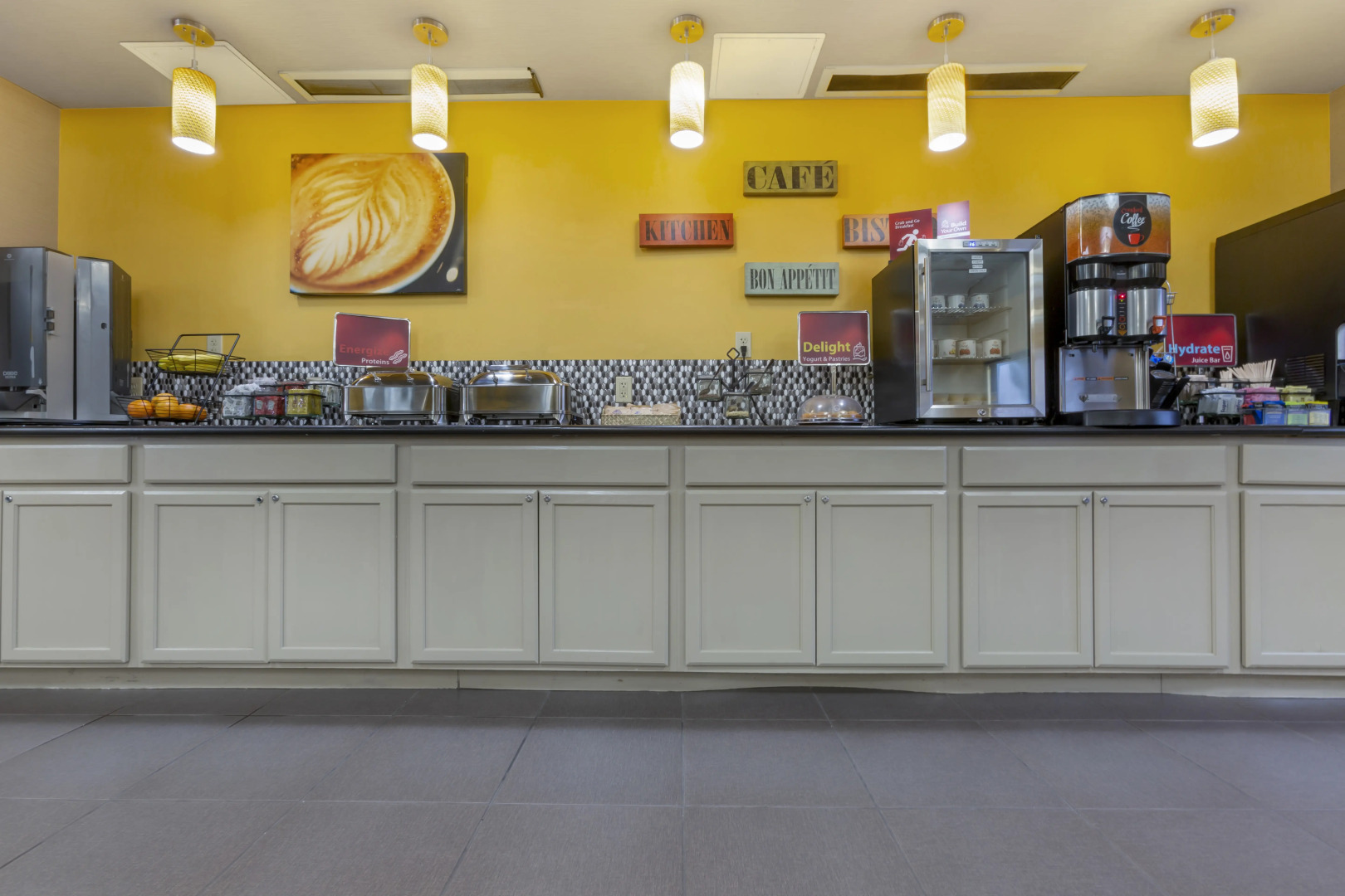 Best Western Plus The Four Corners Inn