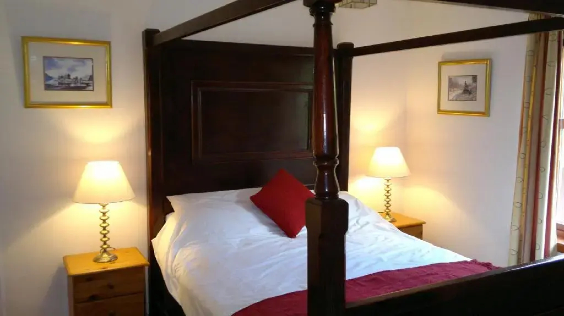 Clunebeg Lodge