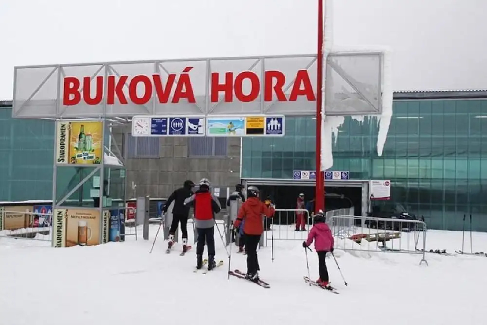 Byczy Rog Noclehy Na Hranici