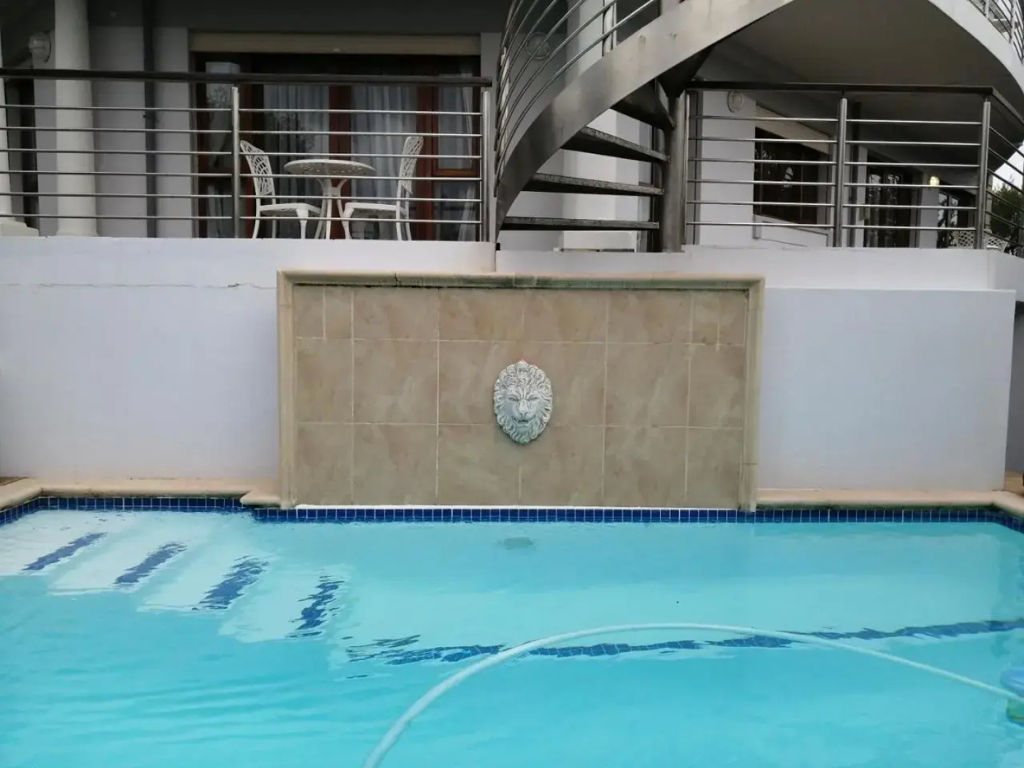 Pearl View Guest House