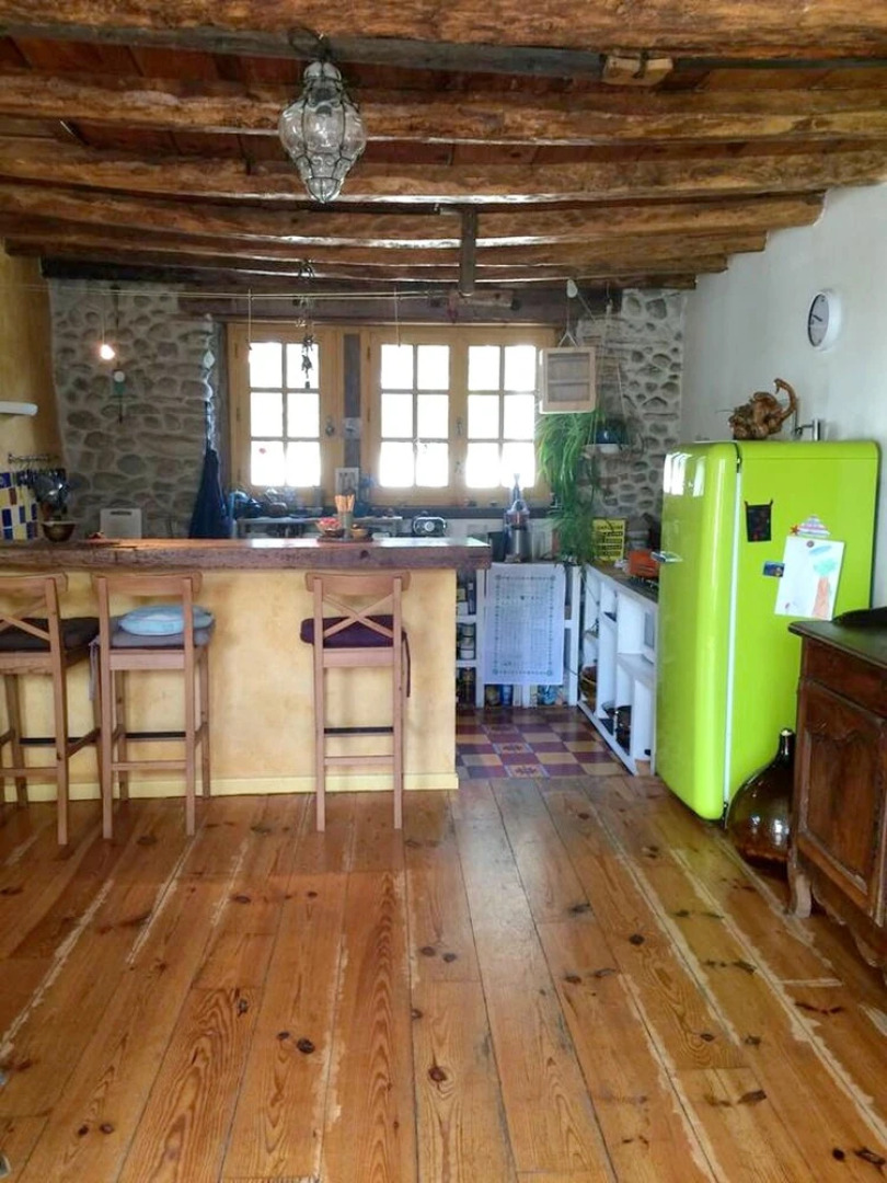 House With 3 Bedrooms in Voiron, With Wonderful Mountain View, Furnish