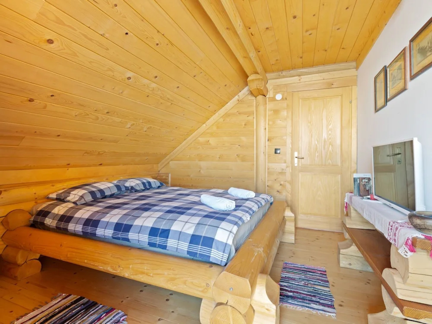 Charming Holiday Home in Zagreb with Private Swimming Pool