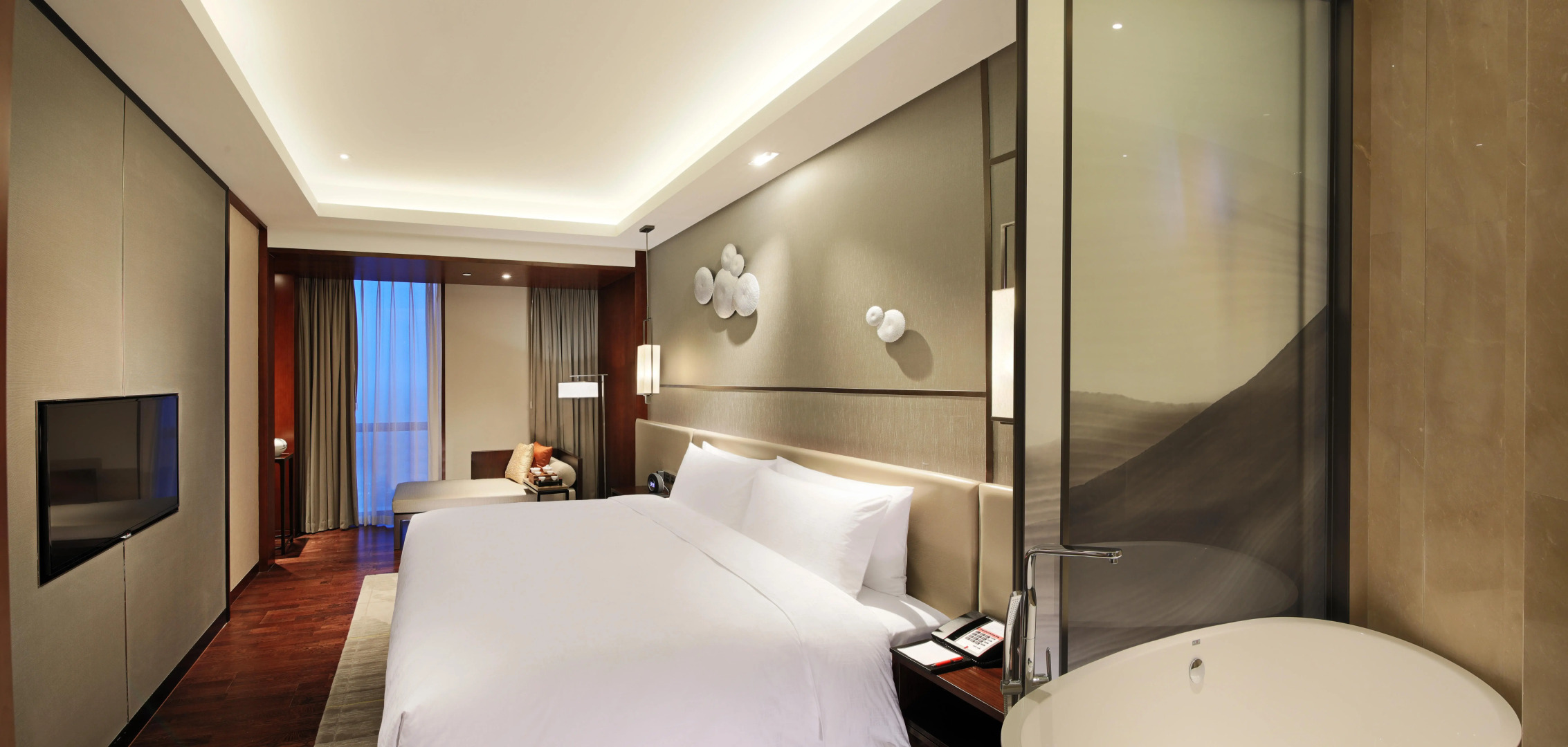 HUALUXE Wuxi Taihu by IHG
