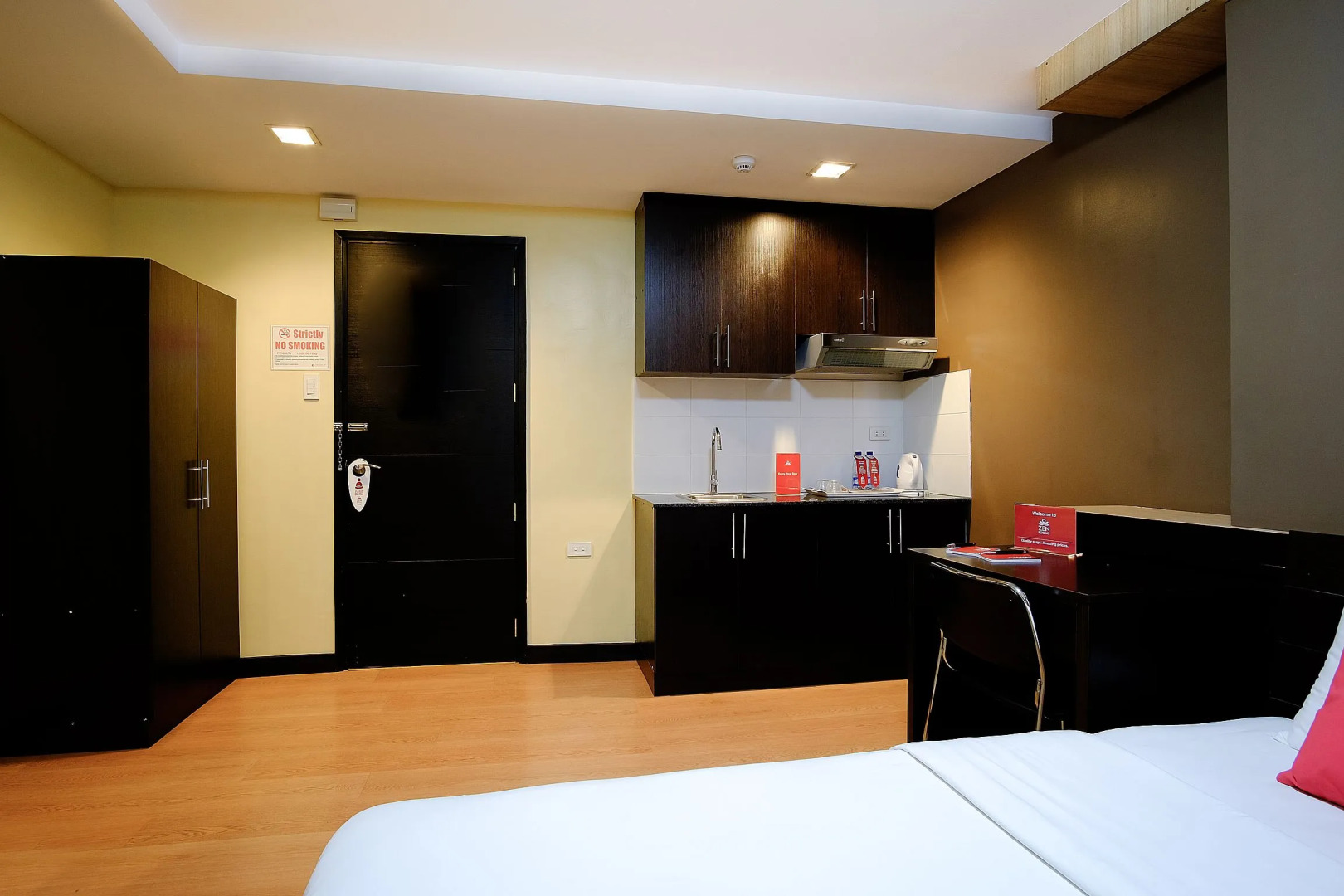 ZEN Rooms Studio 18 Ortigas