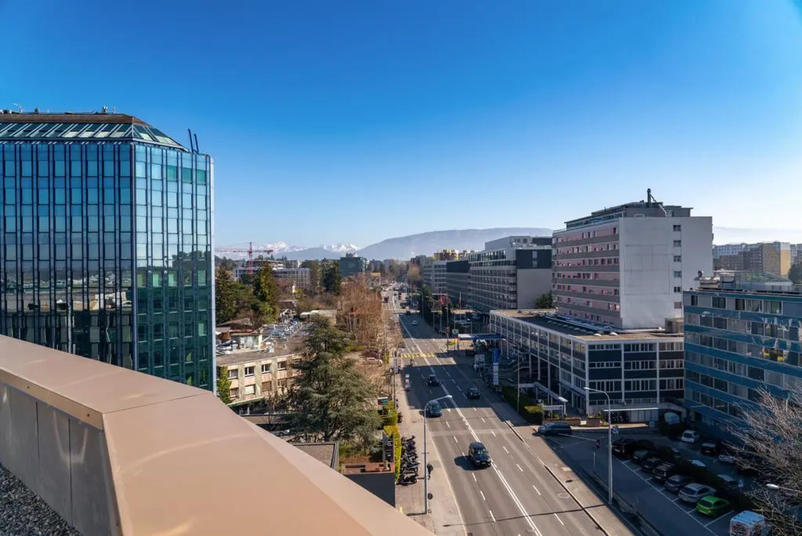 Nash Suites Airport Hotel