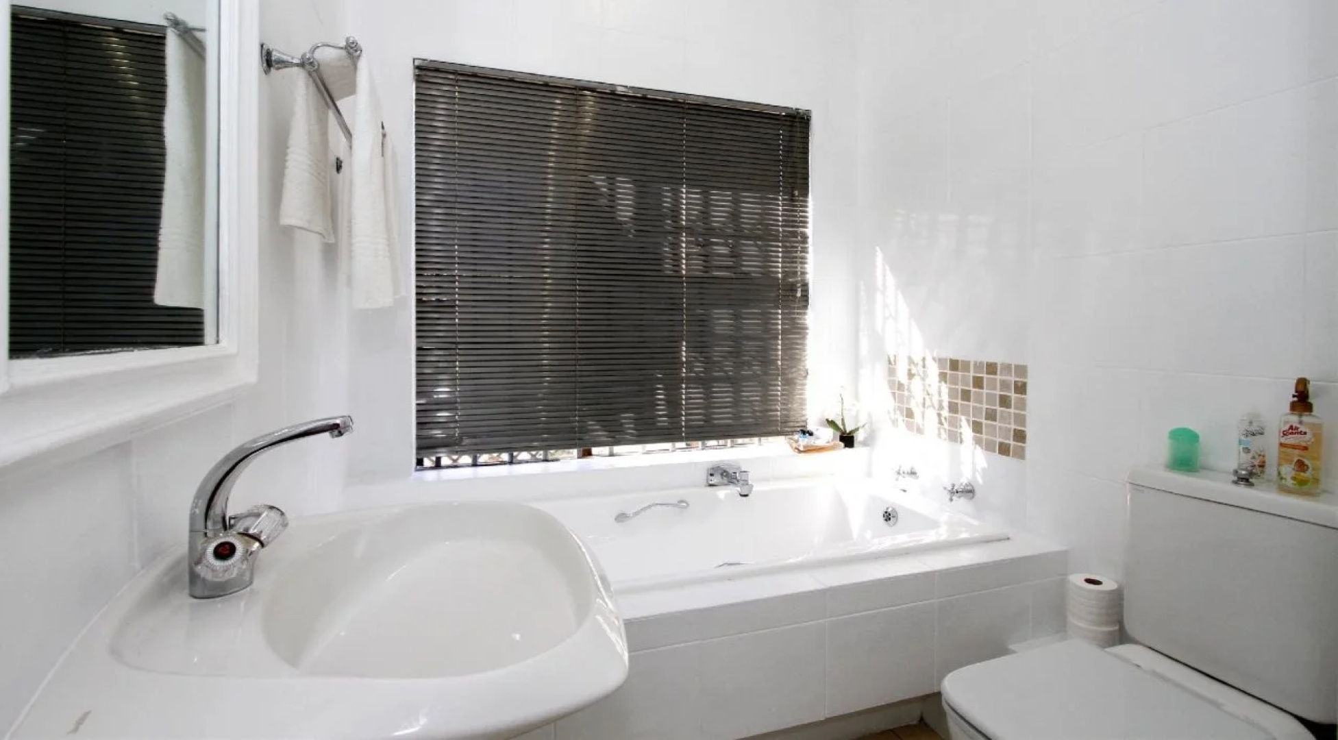 La Dolce Vita Guest House