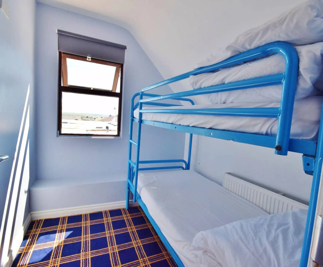 Ocean Bar and Hostel