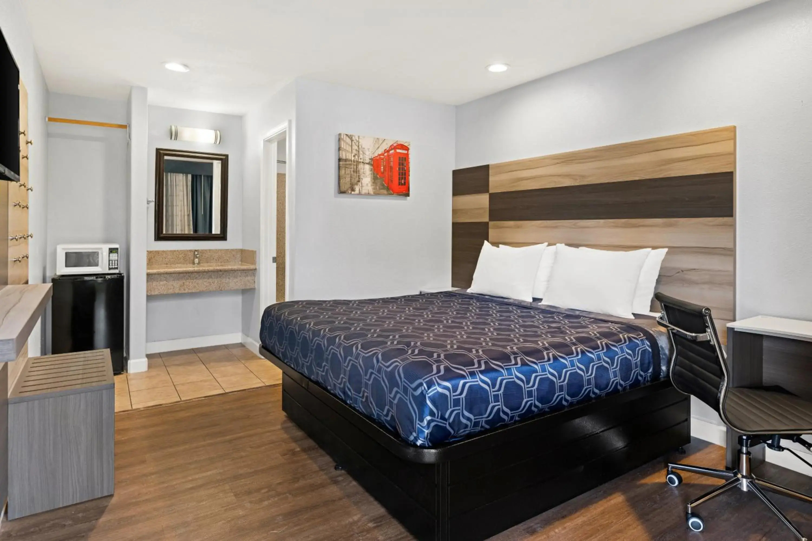 Bay Breeze Inn