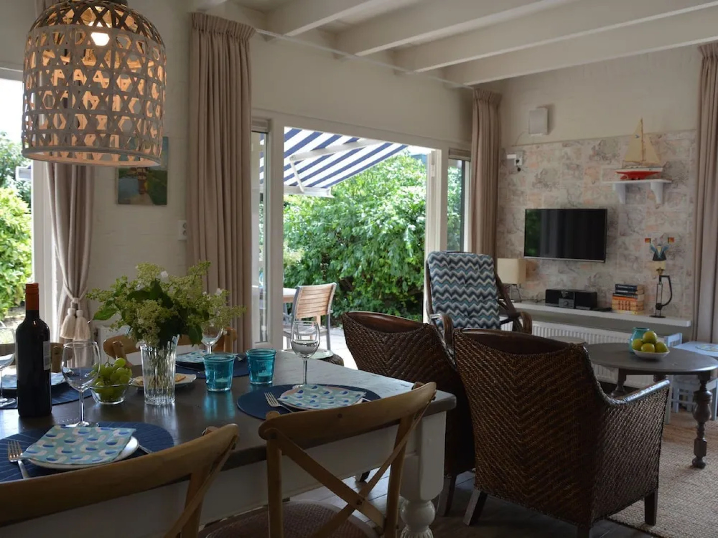 Cosy Holiday Home in Noordwijkerhout near Lake