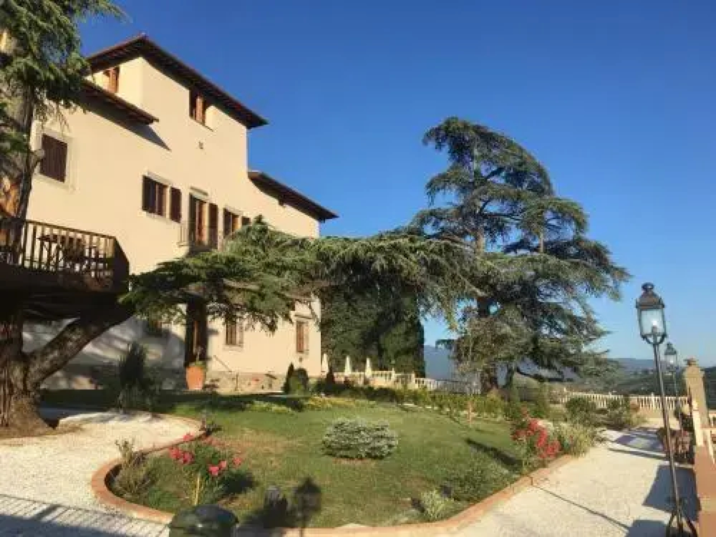Askeli Palace Apartments