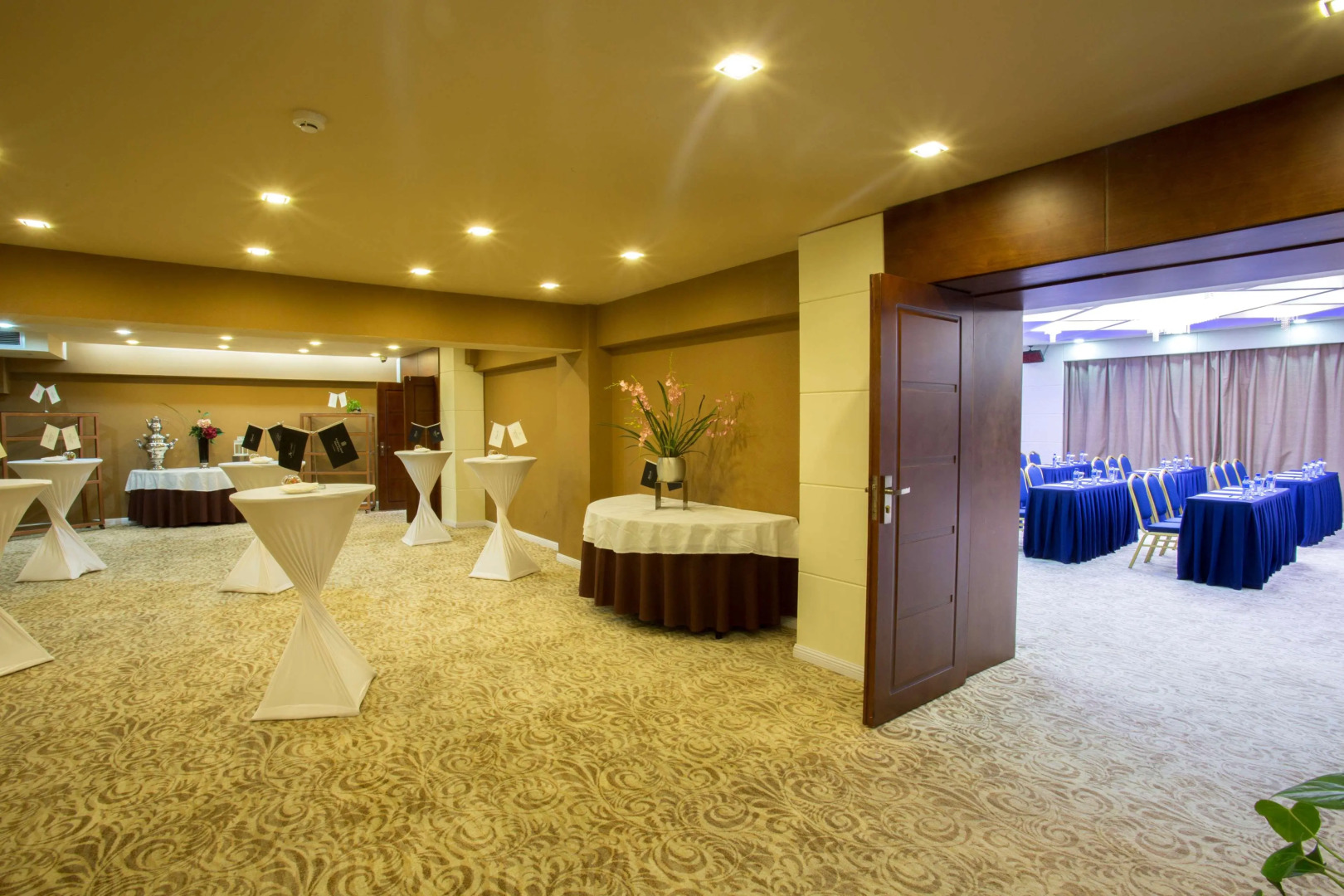 Kempinski Hotel Khan Palace