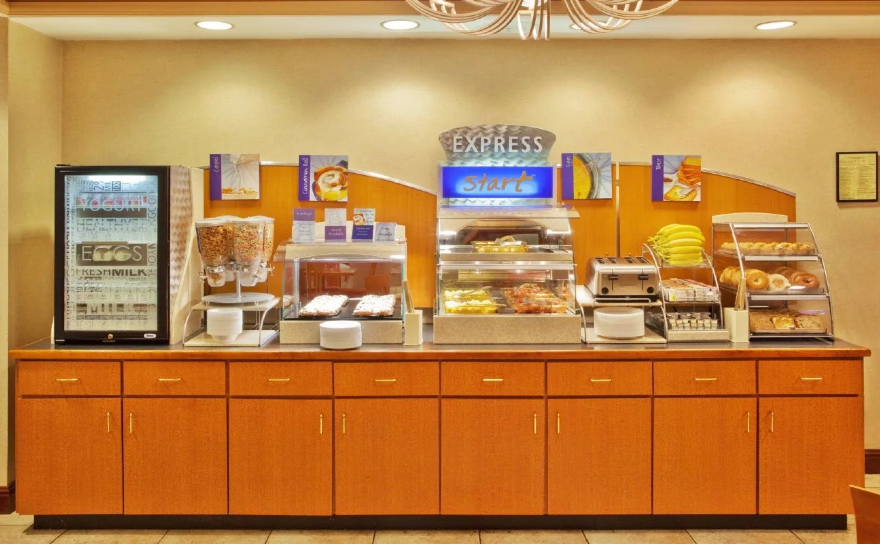 Holiday Inn Express & Suites Atlanta N-Perimeter Mall Area by IHG