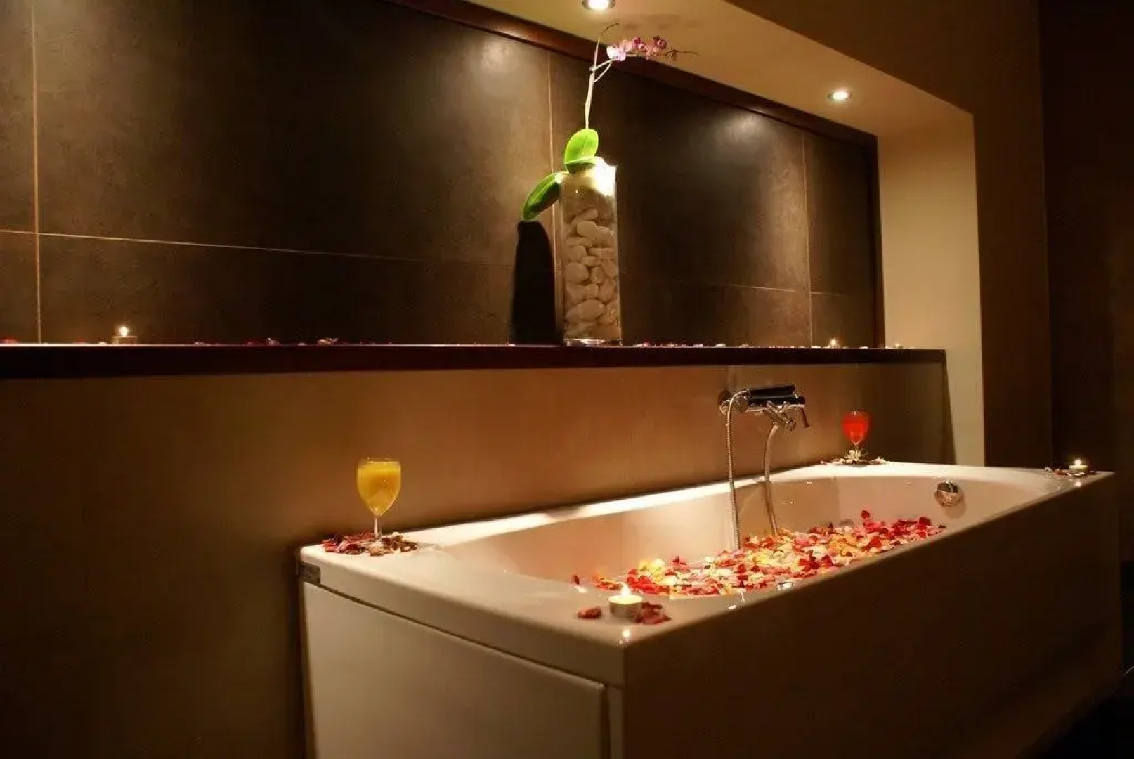 Valis Resort and Spa