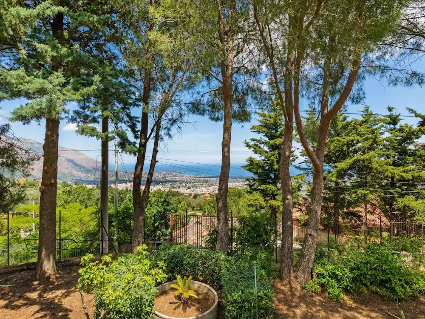 Belvilla by OYO Quaint Villa in Carini With Garden