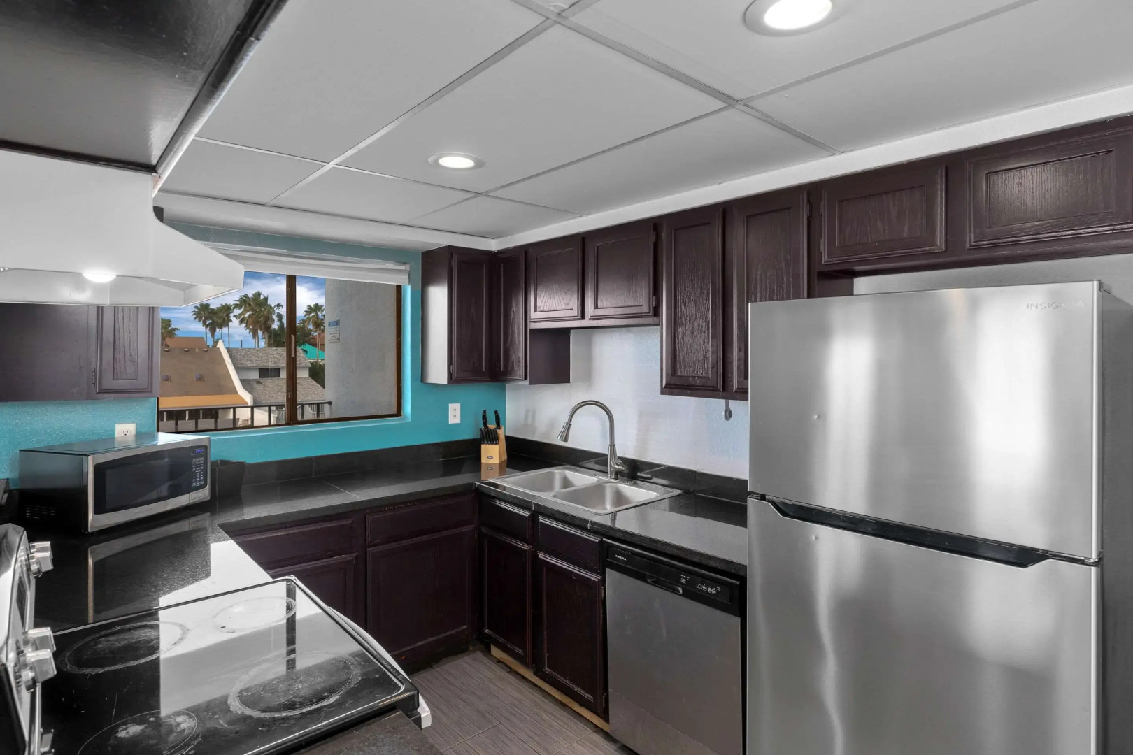 WindWater Hotel and Marina