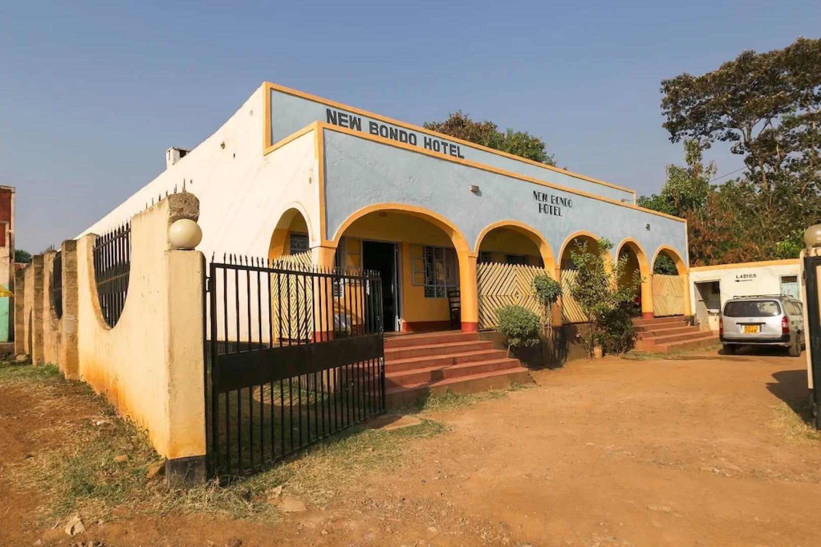New Bondo Hotel